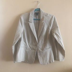 Beige textured blazer